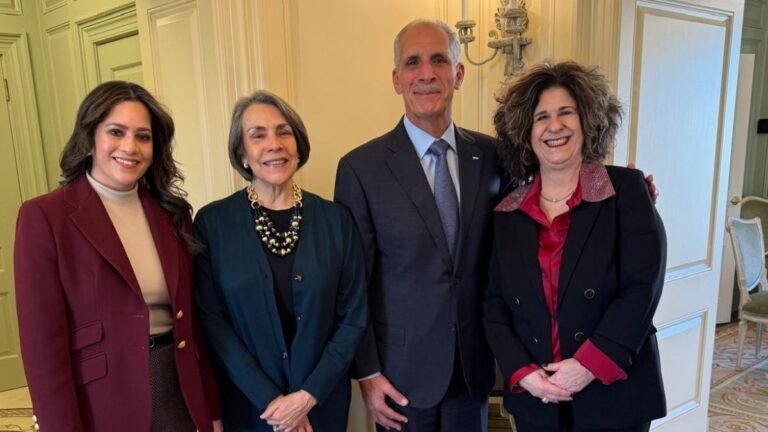 Presidente electo Nasry Asfura y Mireya Agüero en reunión con Comité Judío Americano