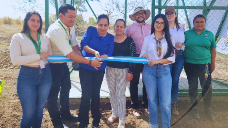 Inauguración del centro de acopio de envases agrícolas en El Paraíso