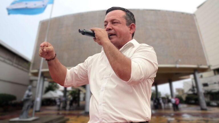 Diputado John Milton García reacciona en redes tras elección del Congreso