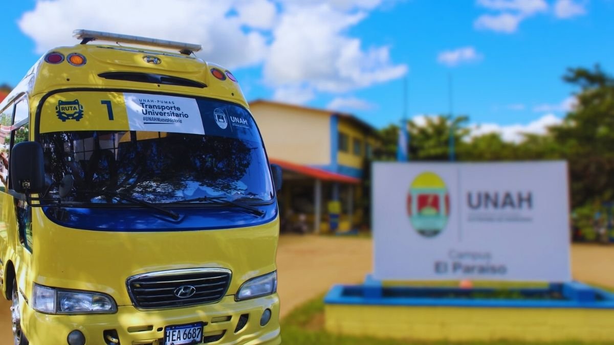 Servicio de transporte universitario UNAH PUMAS en Campus El Paraíso